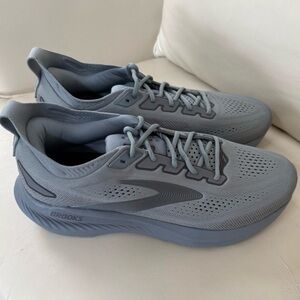 New with box Brooks Glycerin 23 DNA wide 2E tuned lace up sneakers men’s size 13